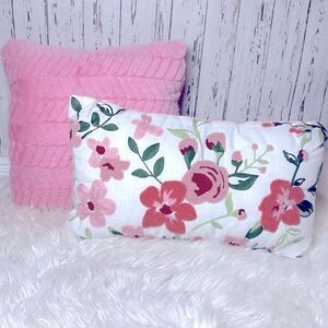 Dream Suite Accent Pillows
